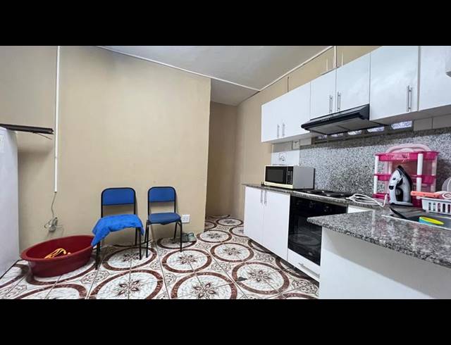 1 BEDROOM PROPERTY TO RENT IN BONELA